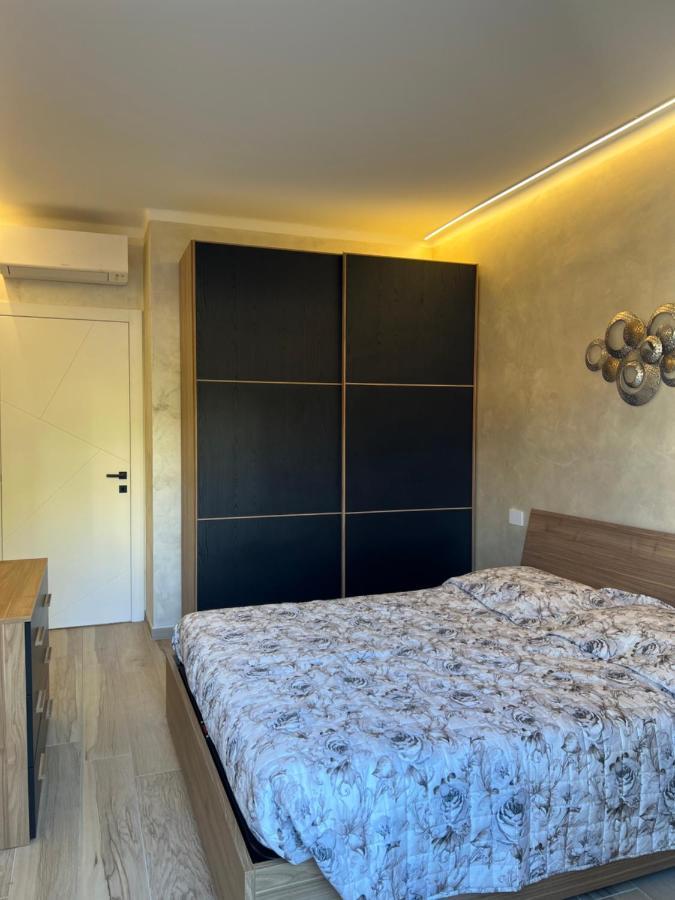 Apartamento Corso Montecarlo Ventimiglia Exterior foto